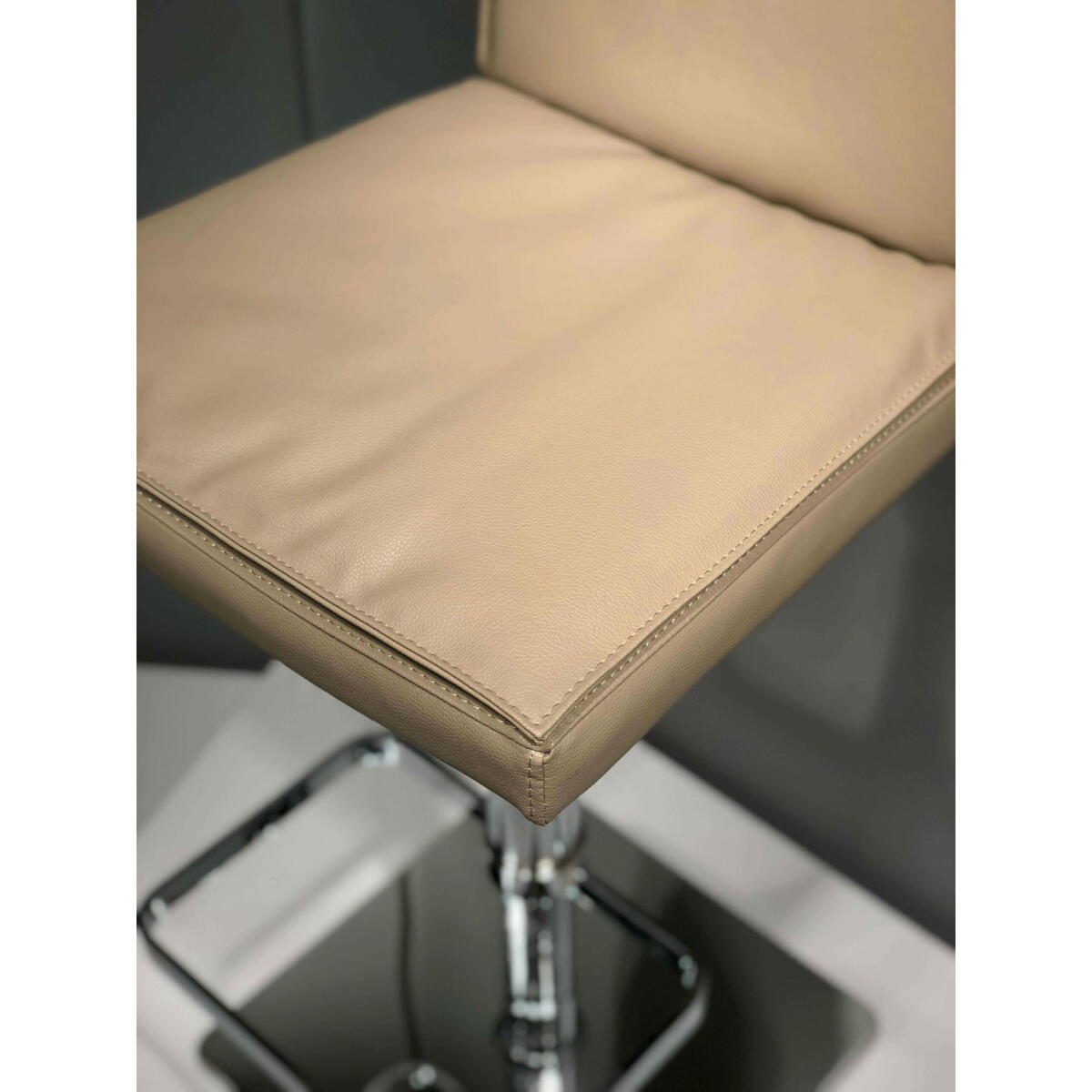 MaxSoft Barstool Barstools Kube 34