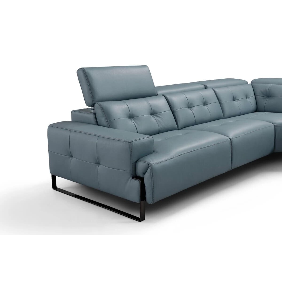 I772 Sectional Living Room Incanto 35