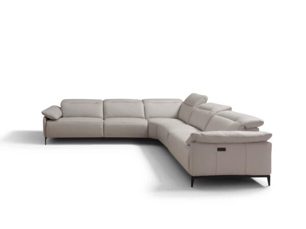 I845 Sectional Living Room Incanto